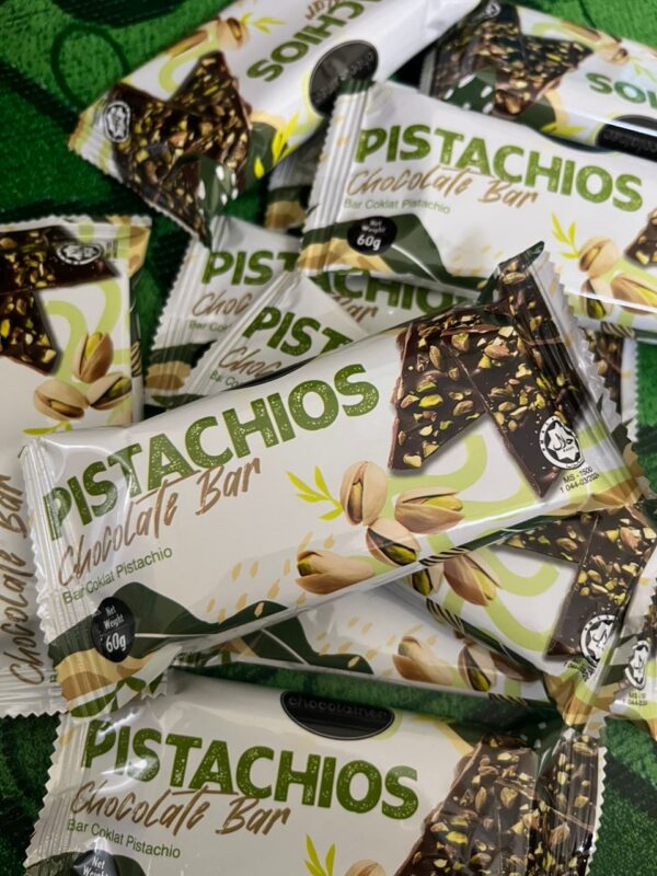 PISTACHIO CHOCOLATE BAR CHOCOTAINER DARK CHOCOLATE - Image 4